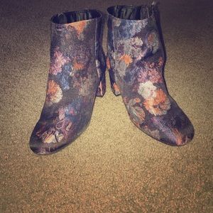 Make it pop ankle boots